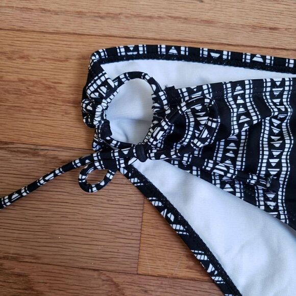 Black & White Swim Bottom sz l - Picture 4 of 5